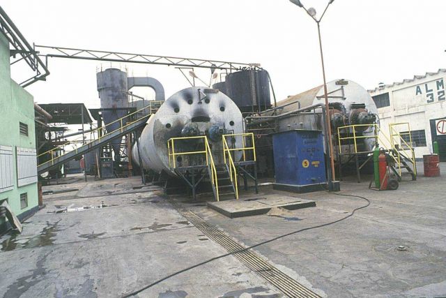 Los Ferroles fishmeal plant processes small pelagic species for consumption by the aquaculture industry, chickens, pigs, and ruminants. Picture