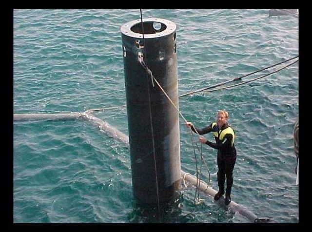 Deployment of an Ocean Spar Sea Station 600 off MS by the Gulf of Mexico Offshore Aquaculture Consortium