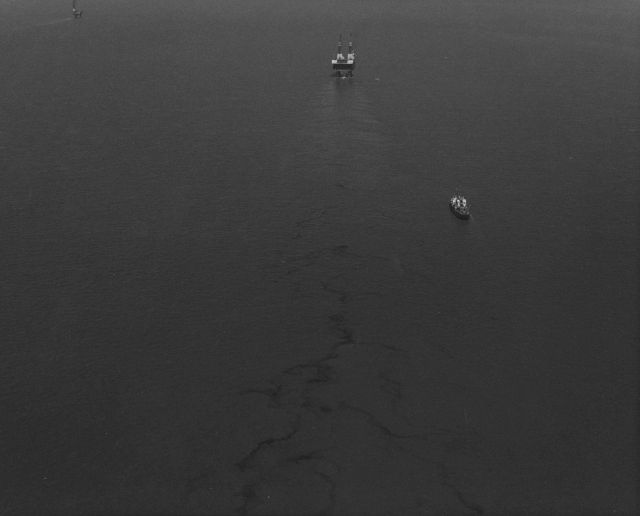 Underwater oil emission from Pan American platform 