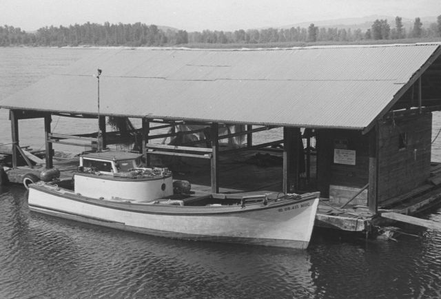 Small salmon boat Picture