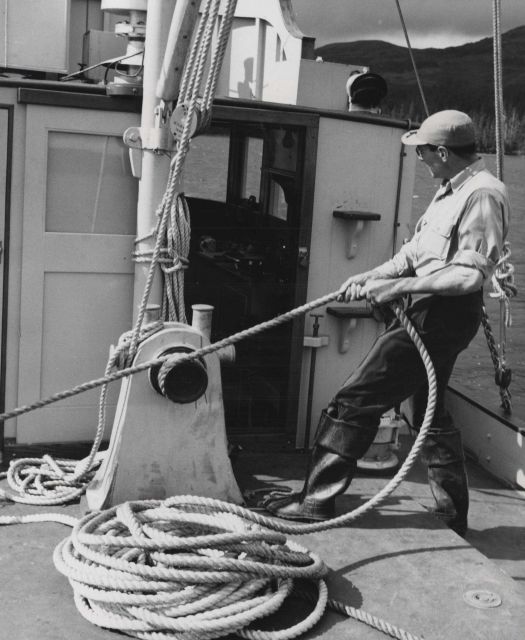 Anchor being retrieved on FWS patrol vessel SHEARWATER II Picture