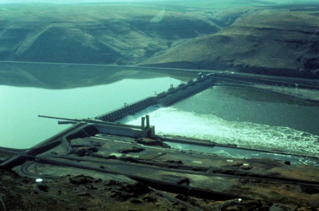 John Day Dam Picture