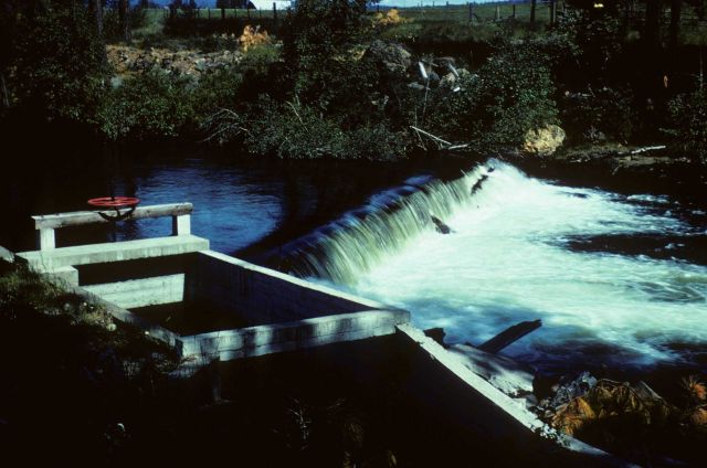 Irrigation diversion on the White Salmon River Picture