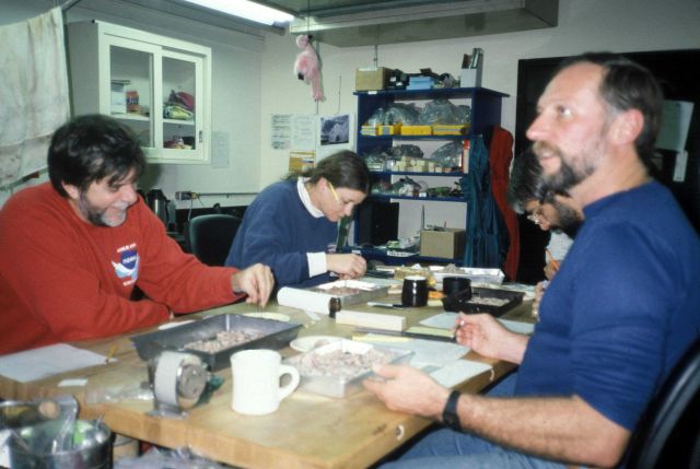 AMLR scientists sorting biological samples. Picture