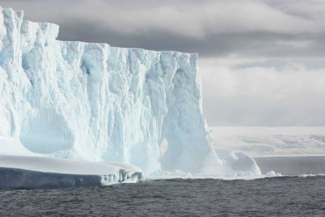 The edge of a tabular iceberg. Picture