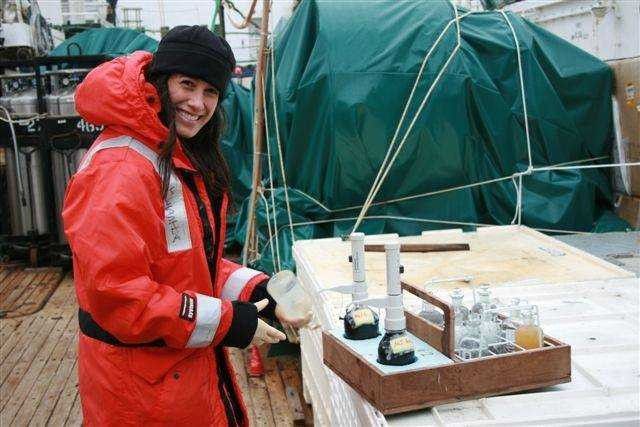 AMLR scientist Jessica Lipsky tests oxygen content of water samples. Picture