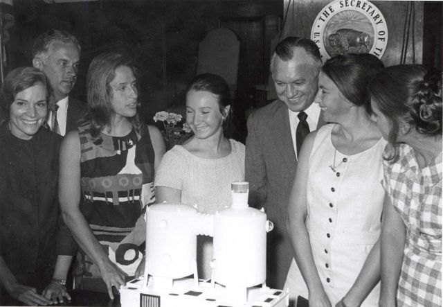 Sylvia Earle on left and other women aquanauts at Tektite II press conference Picture