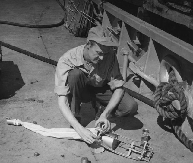 Preparing small plankton sampler for deployment Picture