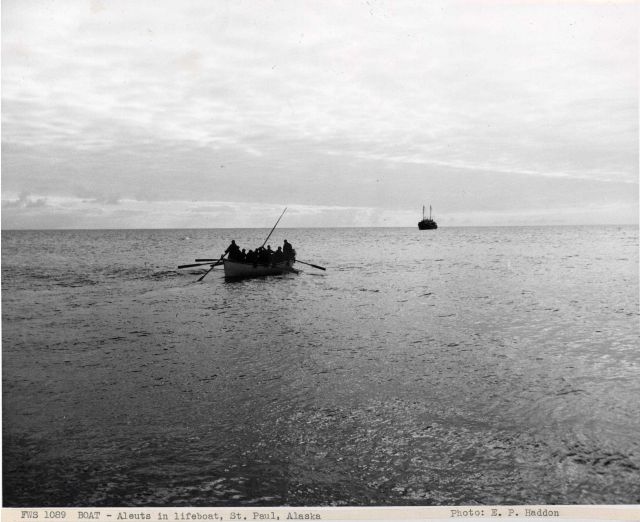 Rowing to the FWS ship DENNIS WINN from St Picture