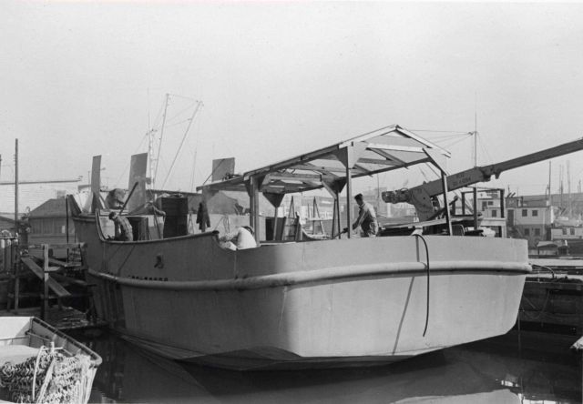Scenes during the construction of the F/V ALEUTIAN CASTLE Picture