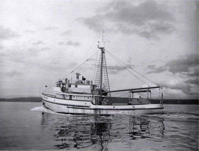 FWS research vessel JOHN N Picture