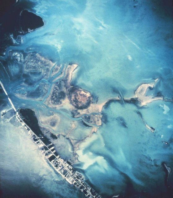 Aerial photograph of shoreline and islands in Florida Keys. Picture