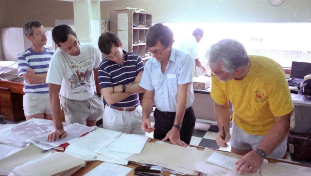 Hugh Willoughby, Frank Marks, James Franklin, Bob Burpee, and Phil Bogert (l.to r.) plan NOAA research flights into Hurricane Gabrielle. Picture