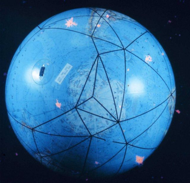 A global model of the satellite triangulation network. Picture