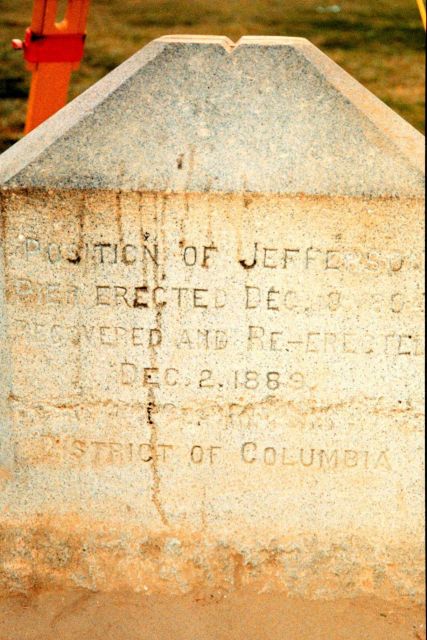 Inscription on Station Jefferson Pier Picture
