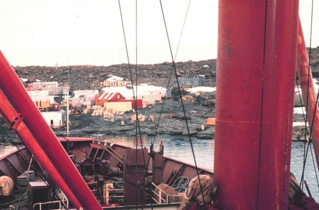 Station Number 051 Picture