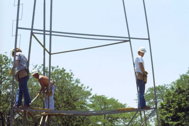 Going up - notice the ladder leg. Picture