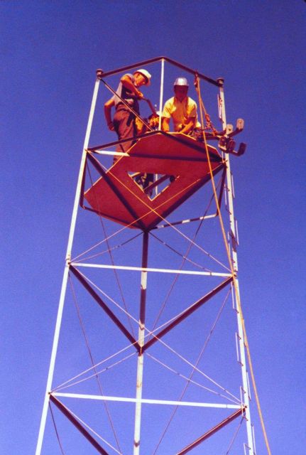 Installing floor boards of the cage (observer's platform). Picture