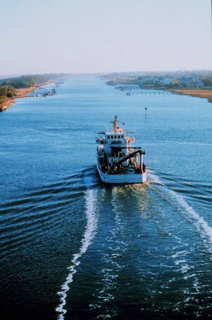 NOAA Ship FERREL in Intracoastal Waterway north of Charleston Picture