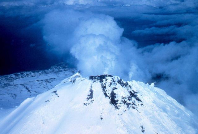 Augustine Volcano Picture