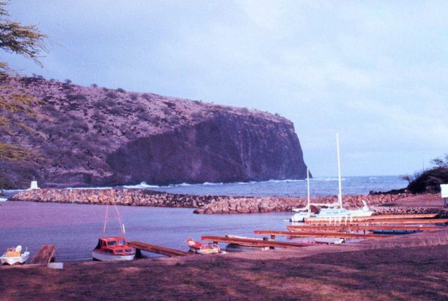 The harbor at Lanai Picture