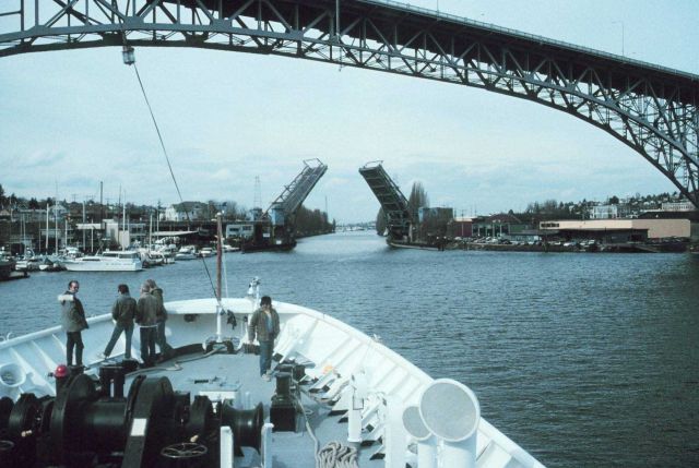 Heading toward Ballard Locks from Lake Union Picture