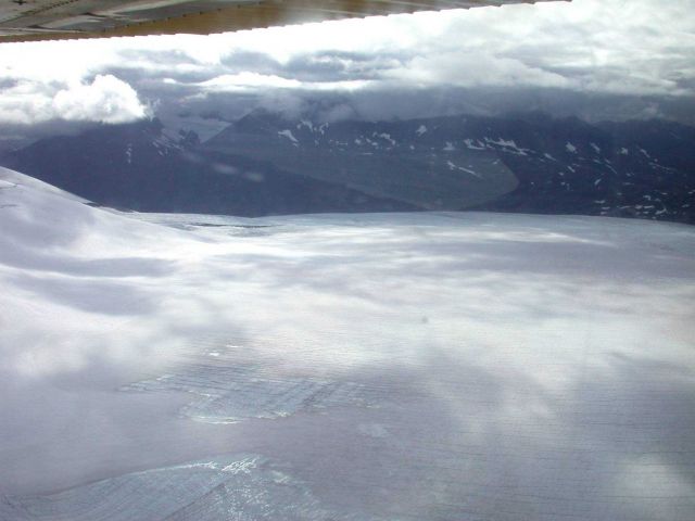 Float plane sightseeing along the Richardson Highway Picture