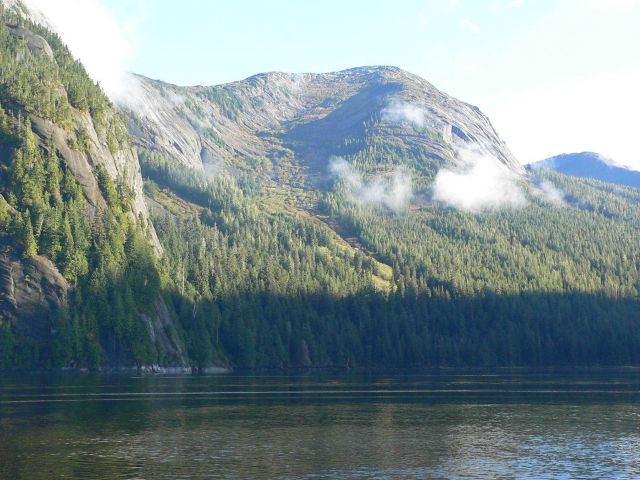 A maritime Yosemite. Picture