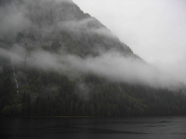 Mountains, mist, waterfalls and sea. Picture