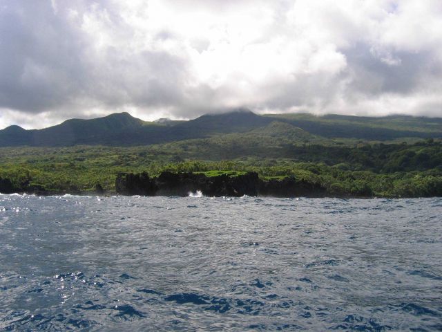 Coast of eastern Maui. Picture