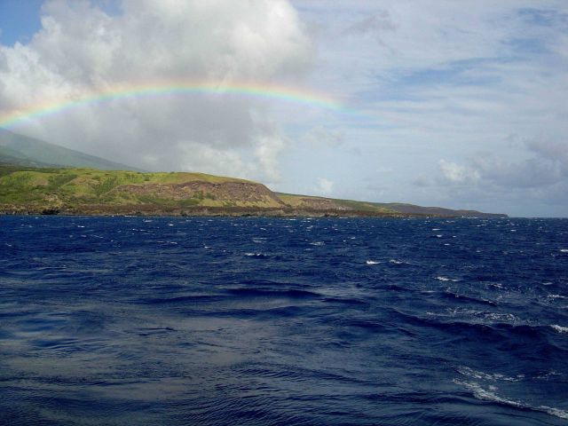 Coast of southern Maui. Picture