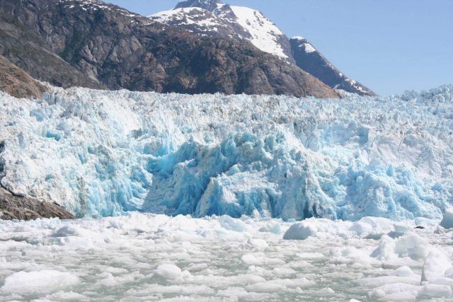 Sawyer Glacier in Tracy Arm Picture