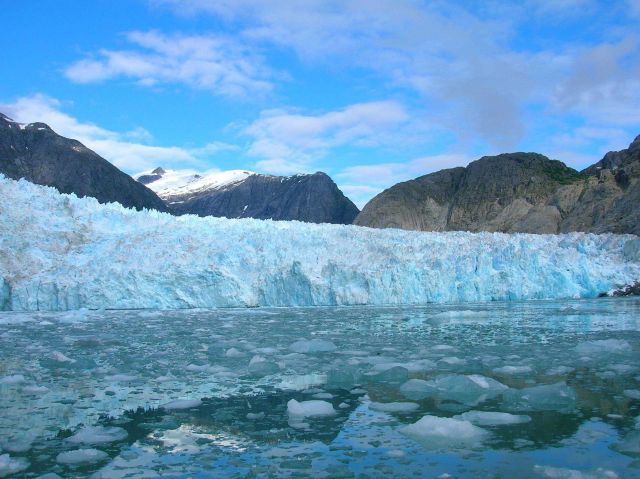 The face of LeConte Glacier Picture