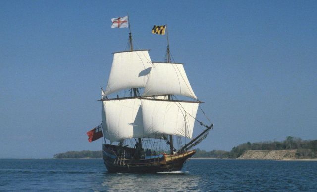 The tall ship Maryland Dove sailing in the Potomac River. Picture
