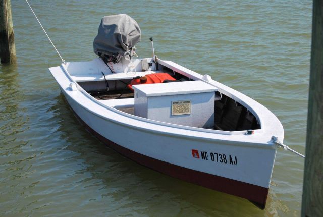 A homemade Chesapeake crabbing skiff. Picture