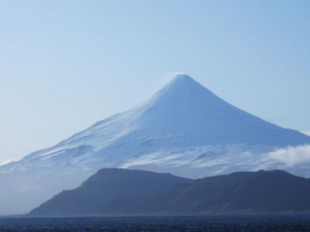Shishaldin Volcano, the highest volcano in the Aleutian Islands Picture