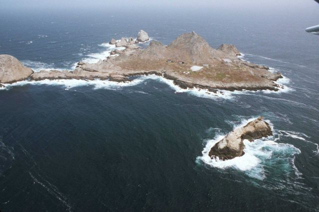 Aerial views of the wind-swept sea-swept Farallons, a virtual wilderness less than thirty miles from downtown San Francisco Picture