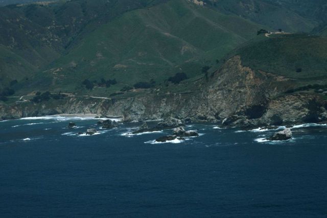 Hurricane Point, south of Bixby Canyon Bridge. Picture
