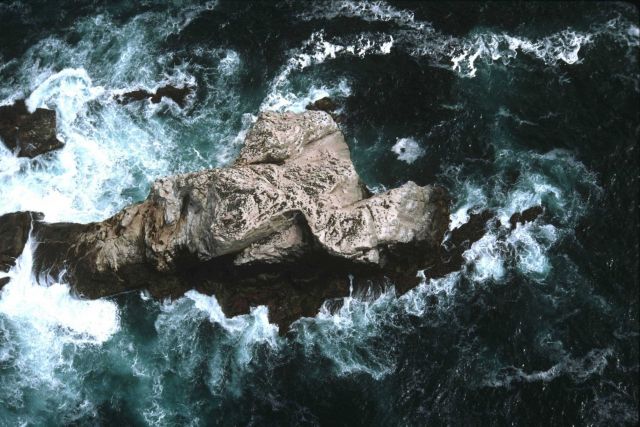 Unidentified offshore rock Picture