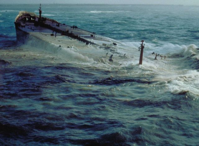 The VLCC tanker Amoco Cadiz oil spill Picture