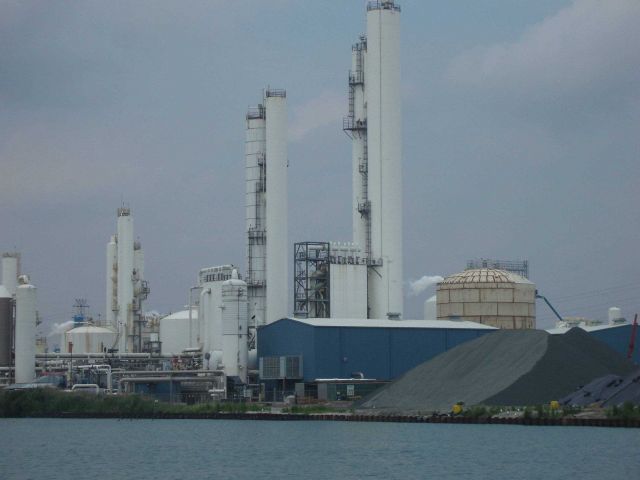 Industry along the Detroit River Picture