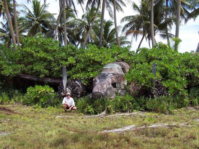 A downed aircraft at Palmyra atoll Picture