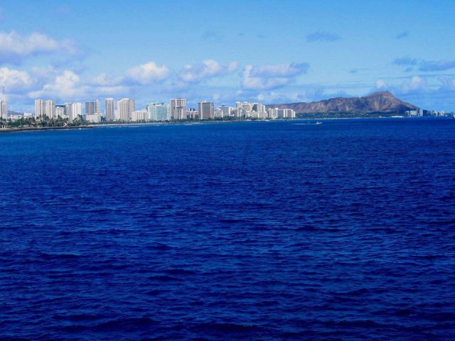 Honolulu shoreline and Diamondhead Picture