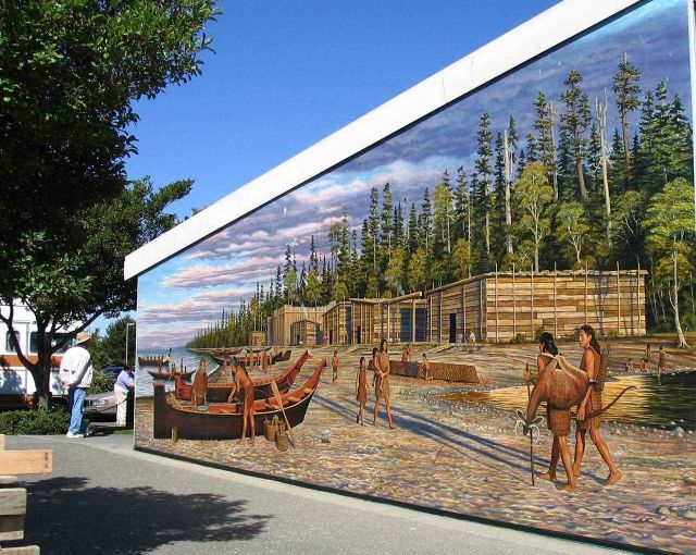 Mural at Port Angeles depicting an early village of the Lower Elwha Tribe. Picture