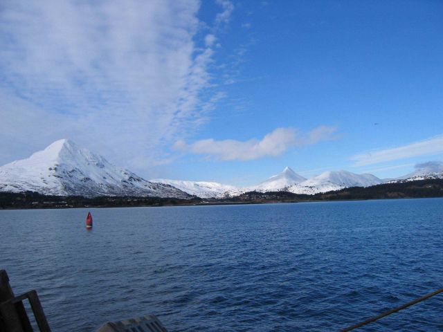 Pyramid Peak seen from offshore. Picture