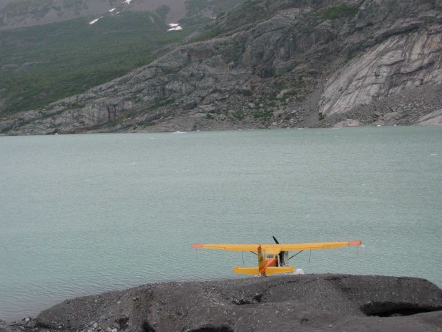 Float plane on Hallo Glacier melt lake. Picture