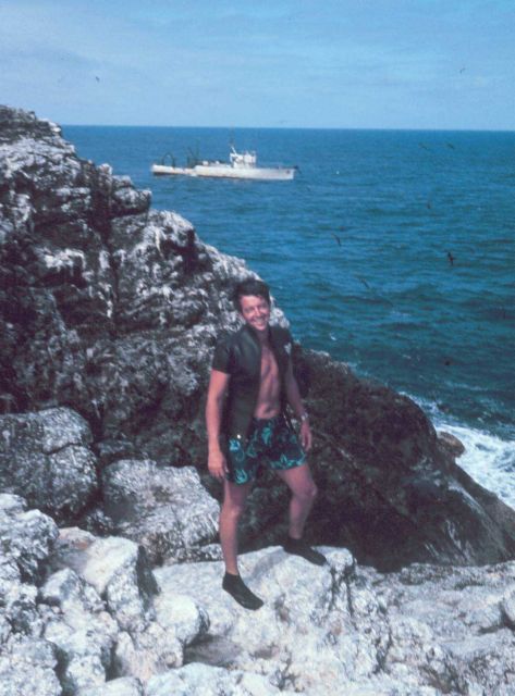 University of Hawaii research vessel TERITU at Gardner Pinnacles Picture
