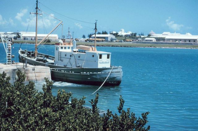 R/V PANULIRUS tied up at the Bermuda Biological Station Picture