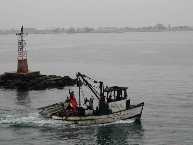 The fishing vessel 