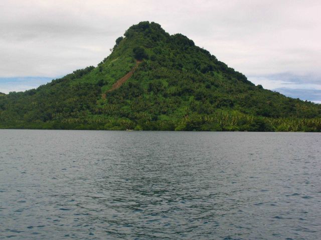 An island in Chuuk Lagoon. Picture